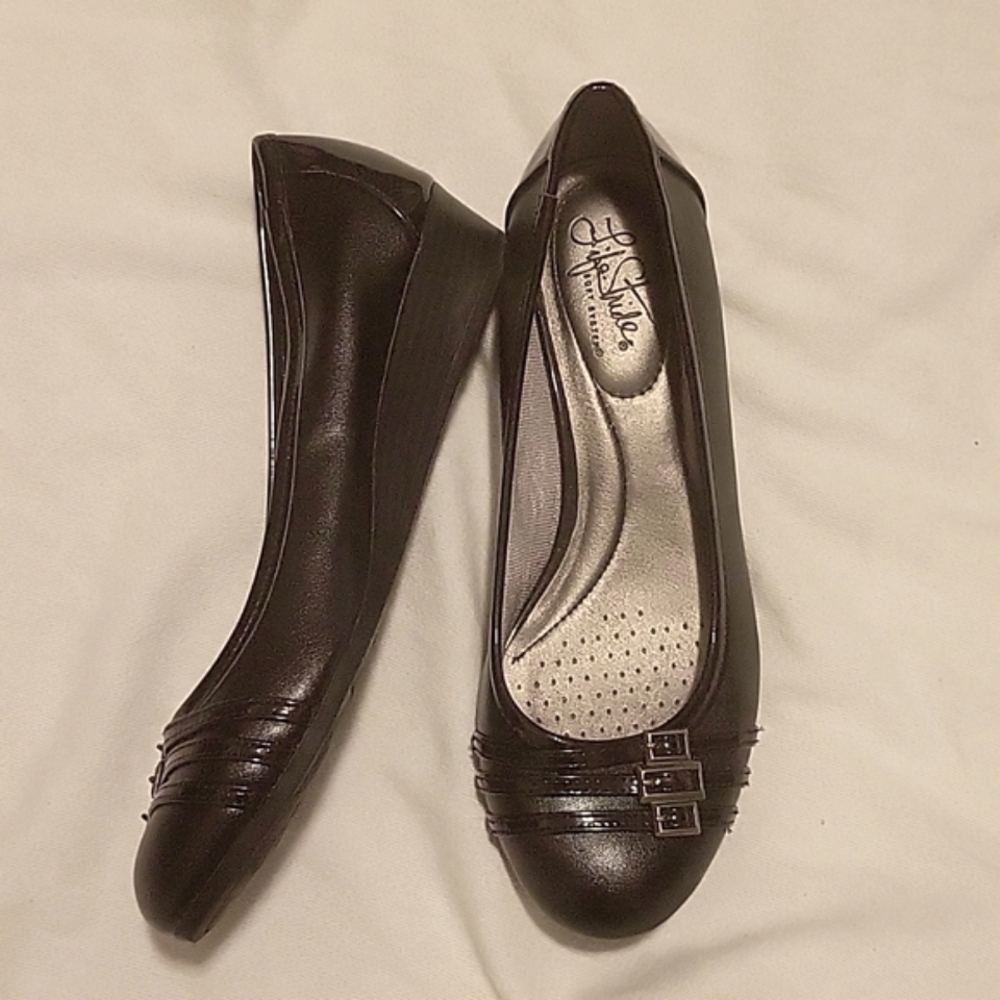 NWOT Black dress shoes